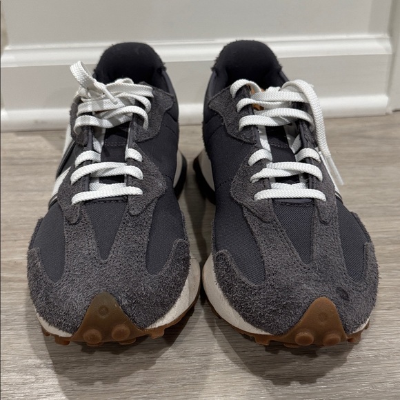 NEW BALANCE 327 CHARCOAL WHITE SNEAKERS - Picture 2 of 10